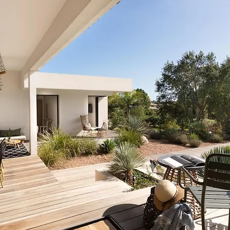 Villa Miasuli, Piscine Chauffée, à 8 Min à Pied